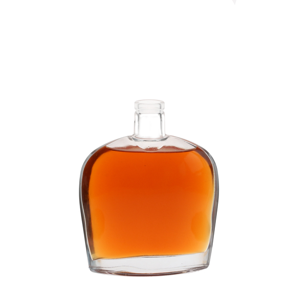 8 Year Exporter Large Whiskey Bottle – Flat Short – QLT