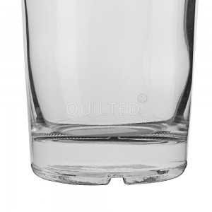 China 700 ml Round Clear Liquor GLass Vodka Bottle Manufacturer and Company | QLT