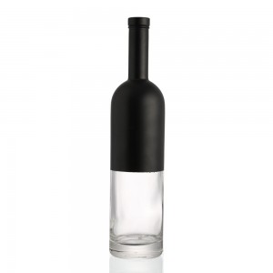 China Custom 750 ml black glass liquor bottle Manufacturer and Company | QLT