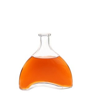 China Wholesale Designer Liquor Bottles Manufacturers Suppliers-
 700ml Clear Whiskey XO Glass Bottle – QLT