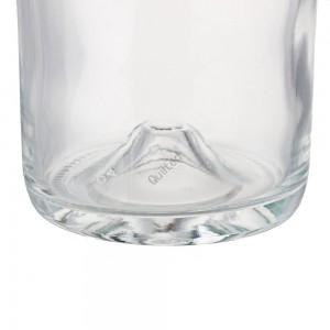 China high-capacity 750 ml round liquor glass vodka bottle Manufacturer and Company | QLT