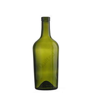 750 ml green color liquor spirit glass bottle with cork