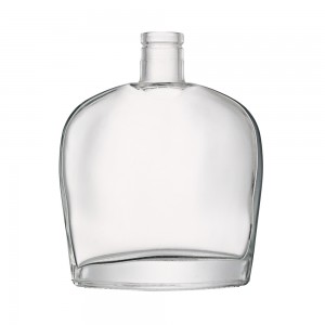 700 ml flat shape liquor glass bottle