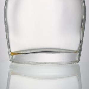 China 700 ml flat shape liquor glass bottle Manufacturer and Company | QLT