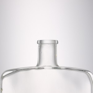 China Flat Shape Glass Bottle For Liquor Manufacturer and Company | QLT