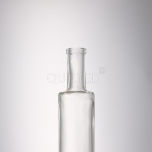 China Design 200 ml round liquor glass vodak bottle with lid Manufacturer and Company | QLT