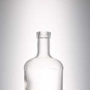 China 750 ml clear glass liquor wine bottle Manufacturer and Company | QLT