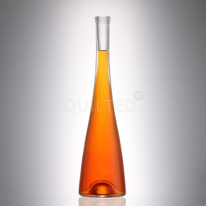 China 500 ml long neck liquor glass whisky bottle Manufacturer and Company | QLT