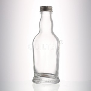 Small capacity 200 ml clear liquor glass gin bottle with screw