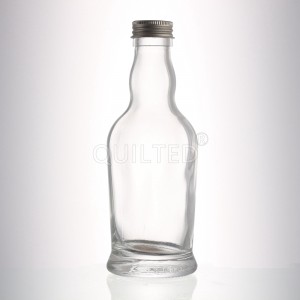 China Small capacity 200 ml clear liquor glass gin bottle with screw Manufacturer and Company | QLT