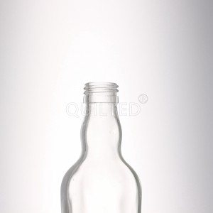 China Small capacity 200 ml clear liquor glass gin bottle with screw Manufacturer and Company | QLT