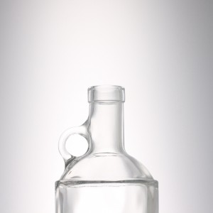 China High-Quality Cheap Little Tequila Bottles Factories Pricelist- 750 ml liquor glass bottle with handle - QLT Manufacturer and Company | QLT