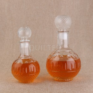 China 500 ml Glass Liquor Whisky Decanter with Airtight Globe Stopper Manufacturer and Company | QLT