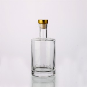 China 500 ml liquor glass vodka bottle with packaging Manufacturer and Company | QLT