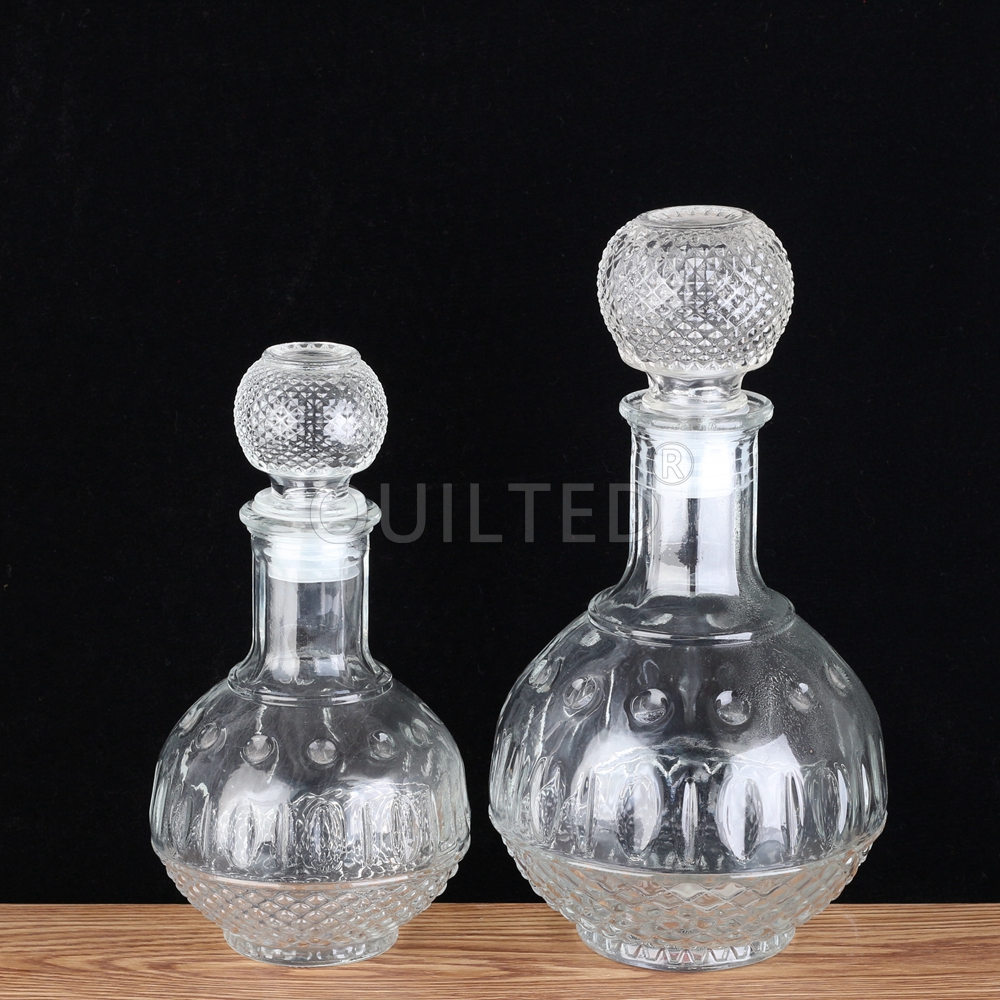 China Wholesale Aging Whiskey In Bottle Manufacturers Suppliers- Factory Outlets Clear wine glass Whisky bottle  – Globe shape – QLT – QLT