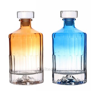 500 ml colorful clear glass liquor bottle with cover