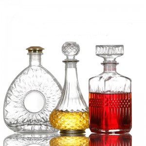 700 ml liquor glass whisky bottle with lid
