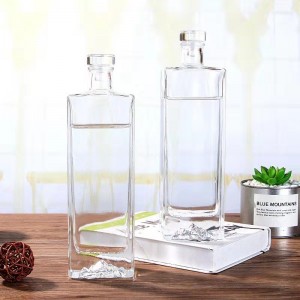 500 ml square shape liquor glass brandy bottle with cork